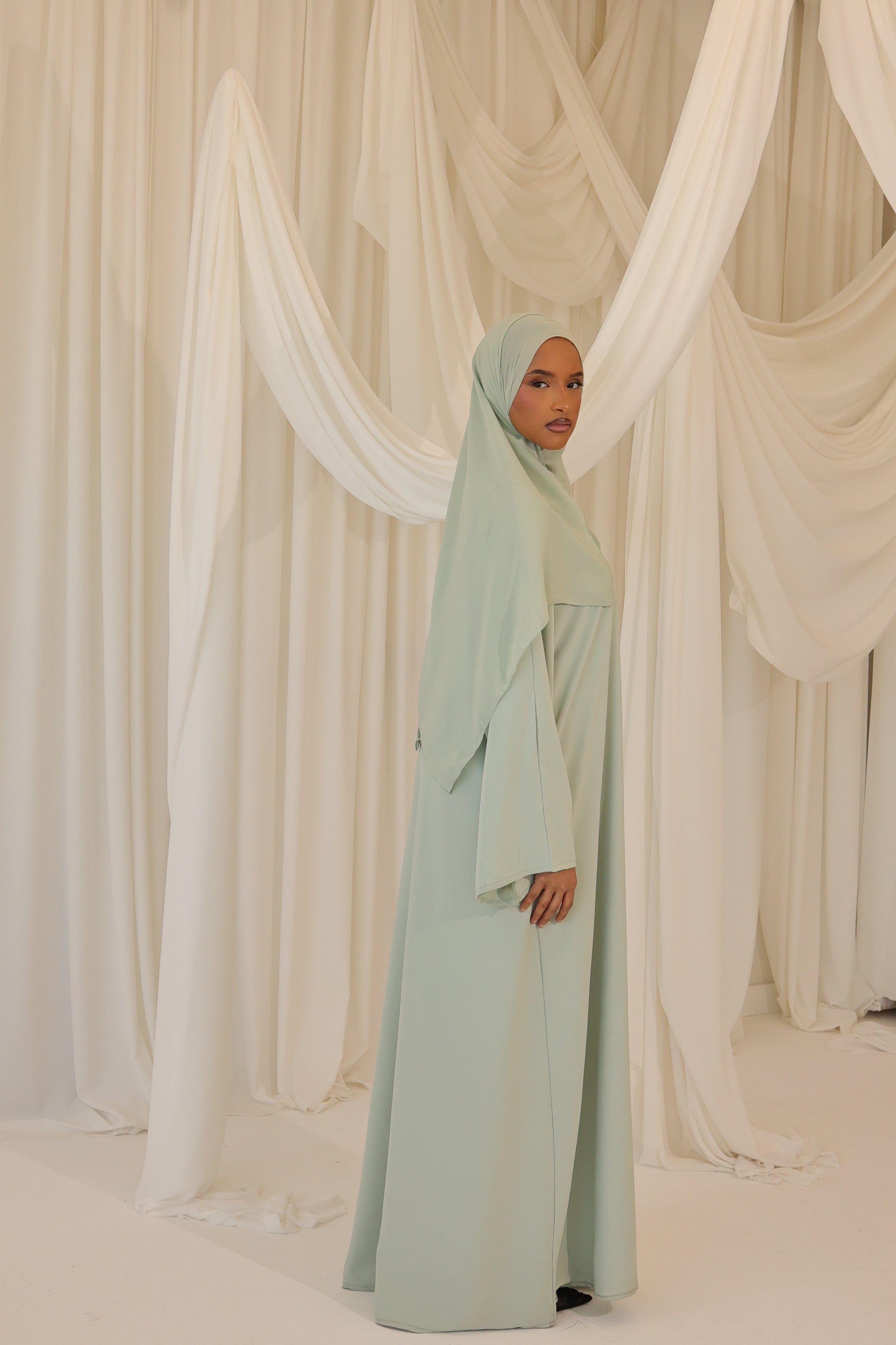 STL Basic Abaya