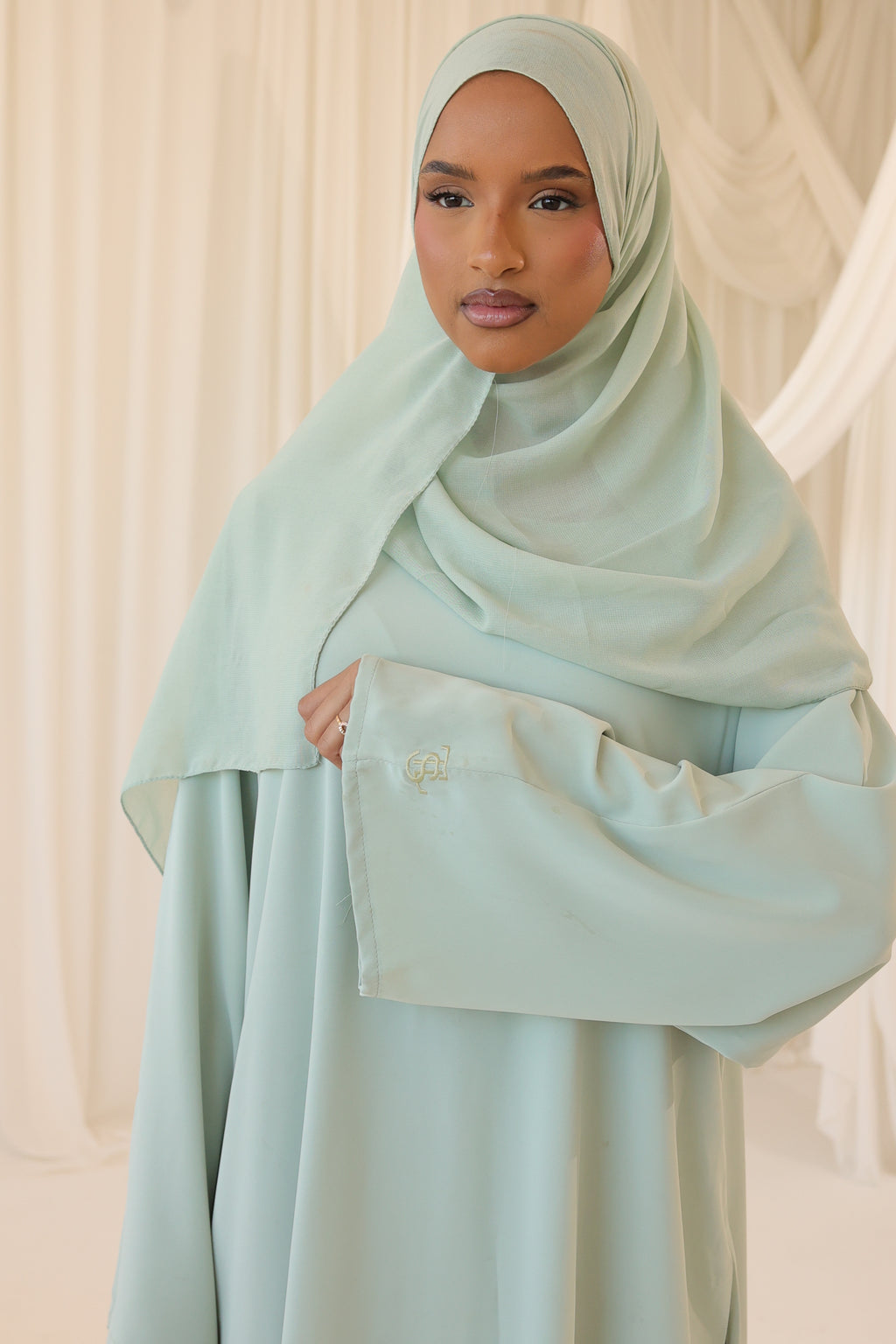 STL Basic Abaya