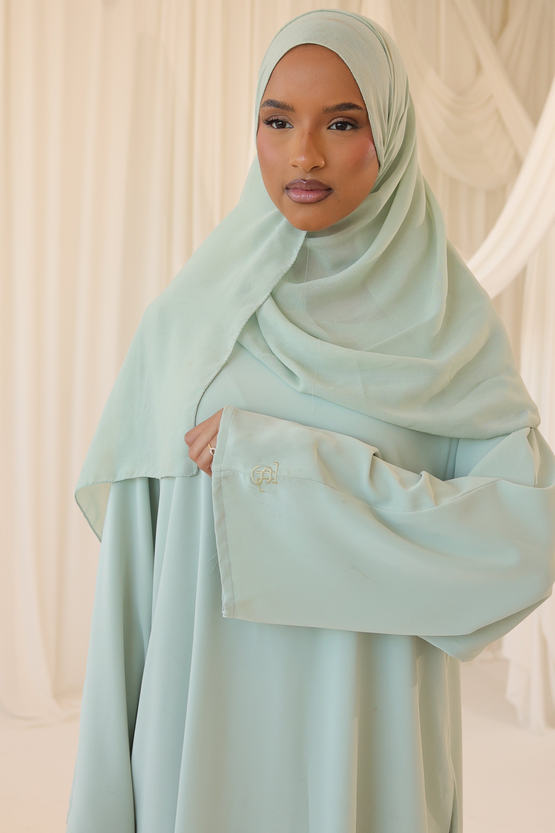 STL Basic Abaya