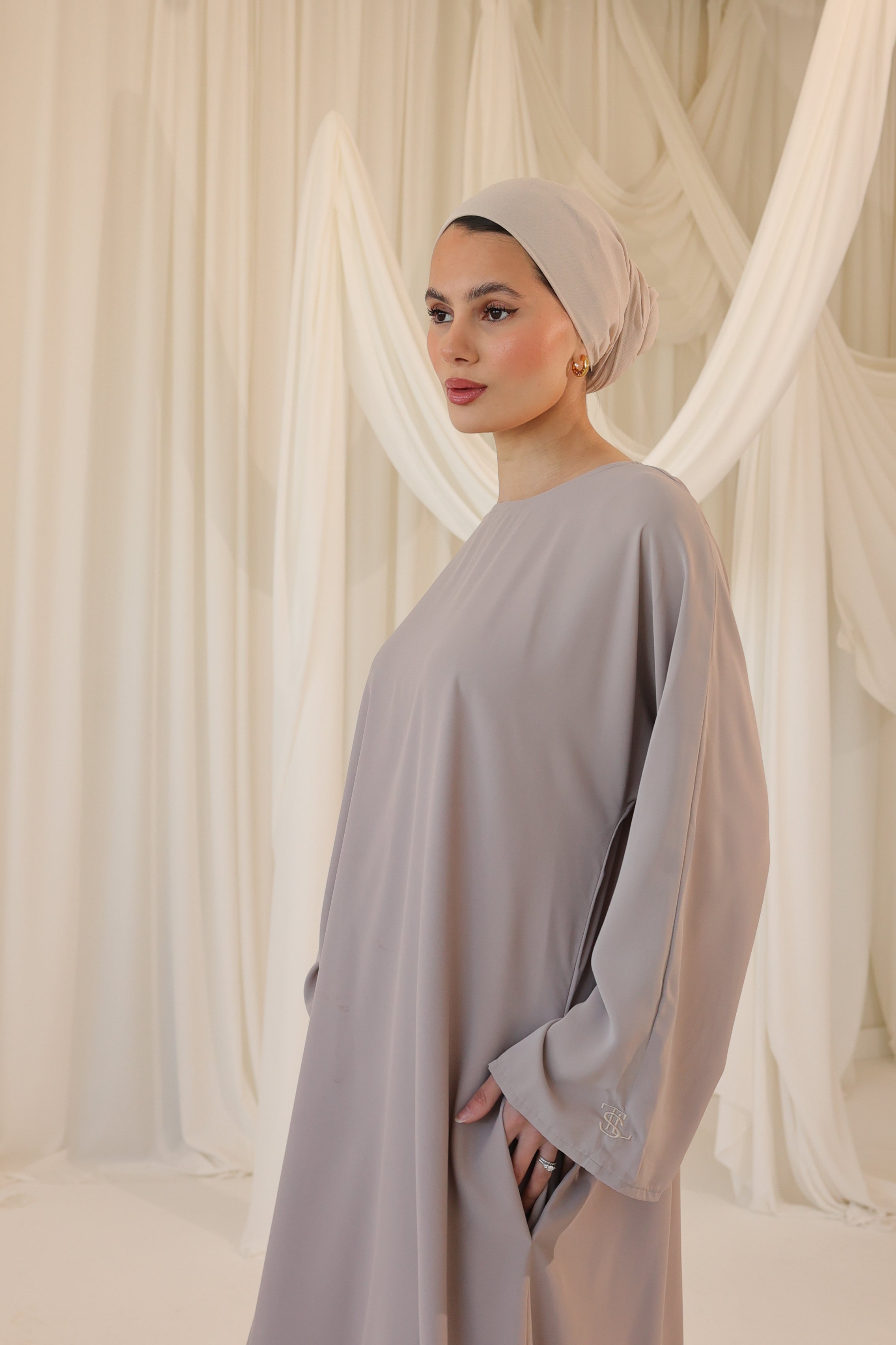 STL Basic Abaya