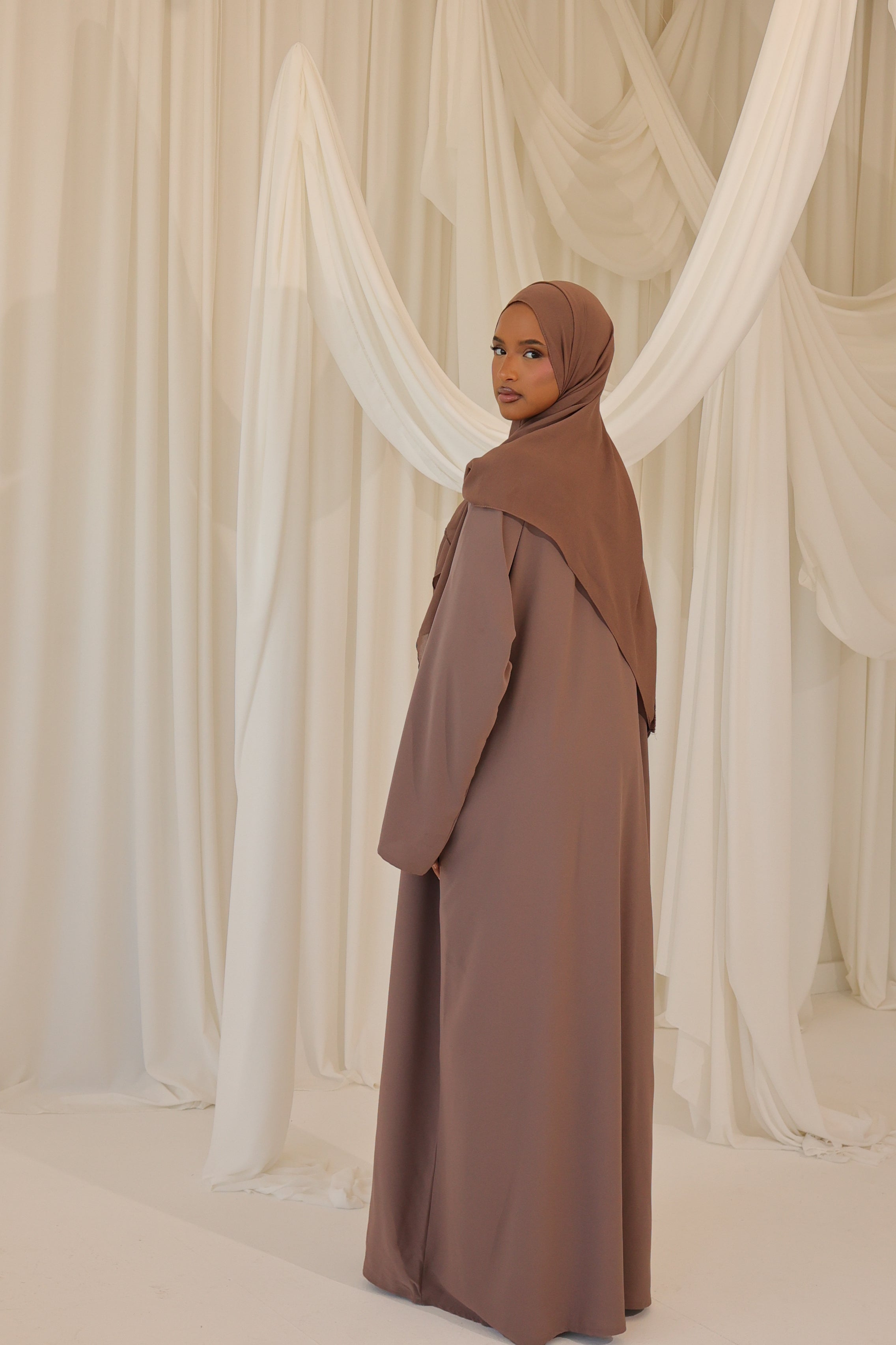 STL Basic Abaya