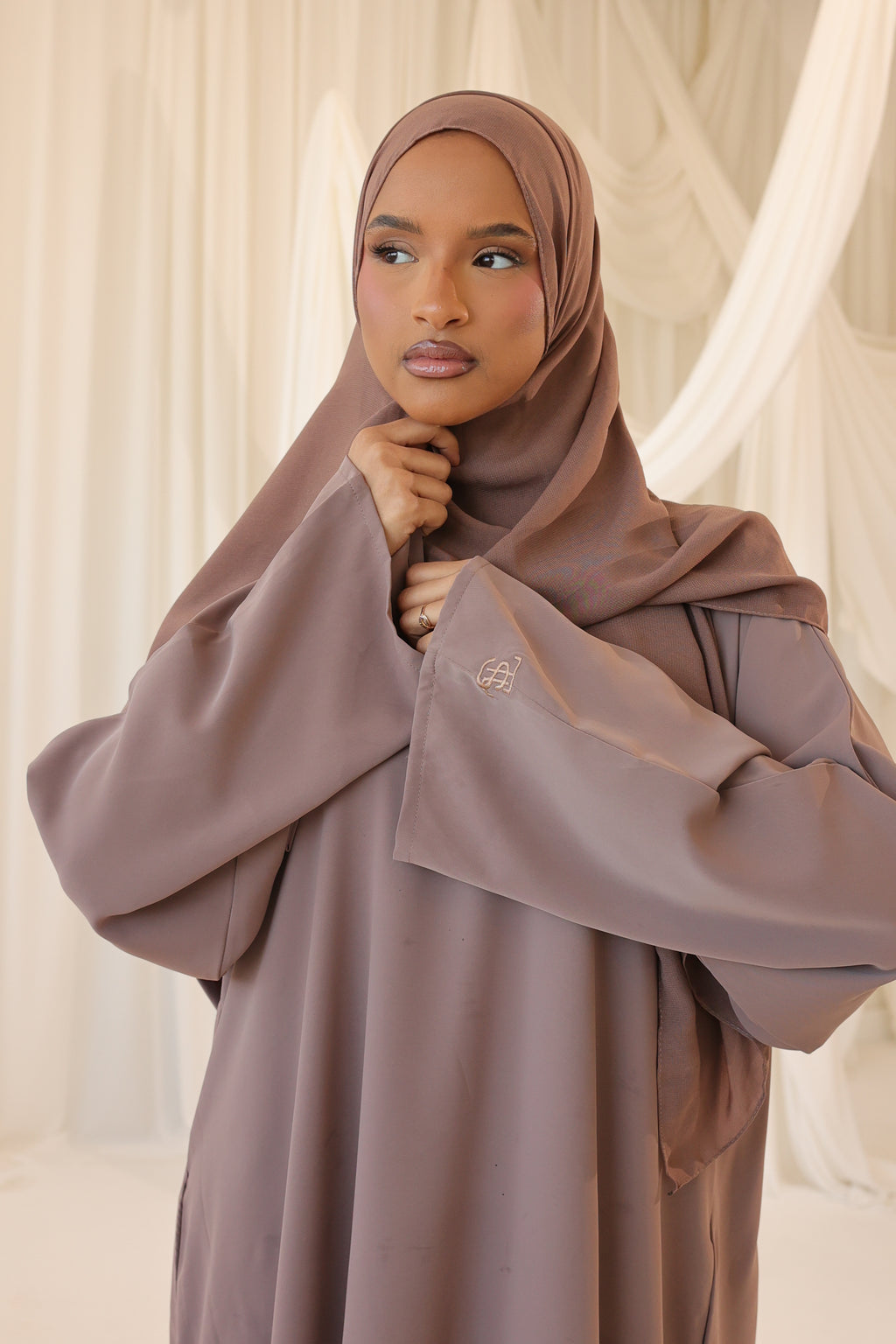 STL Basic Abaya