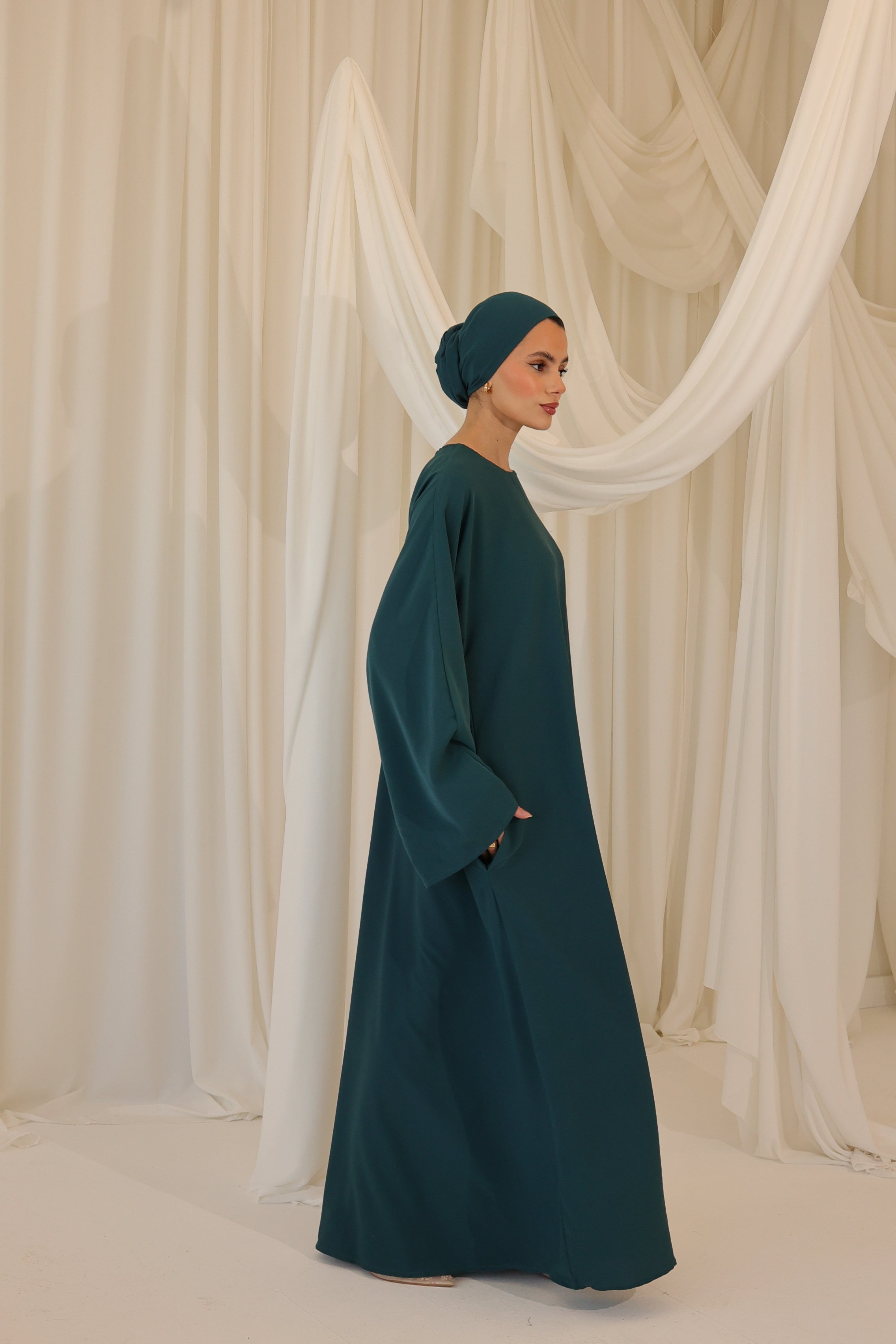STL Basic Abaya