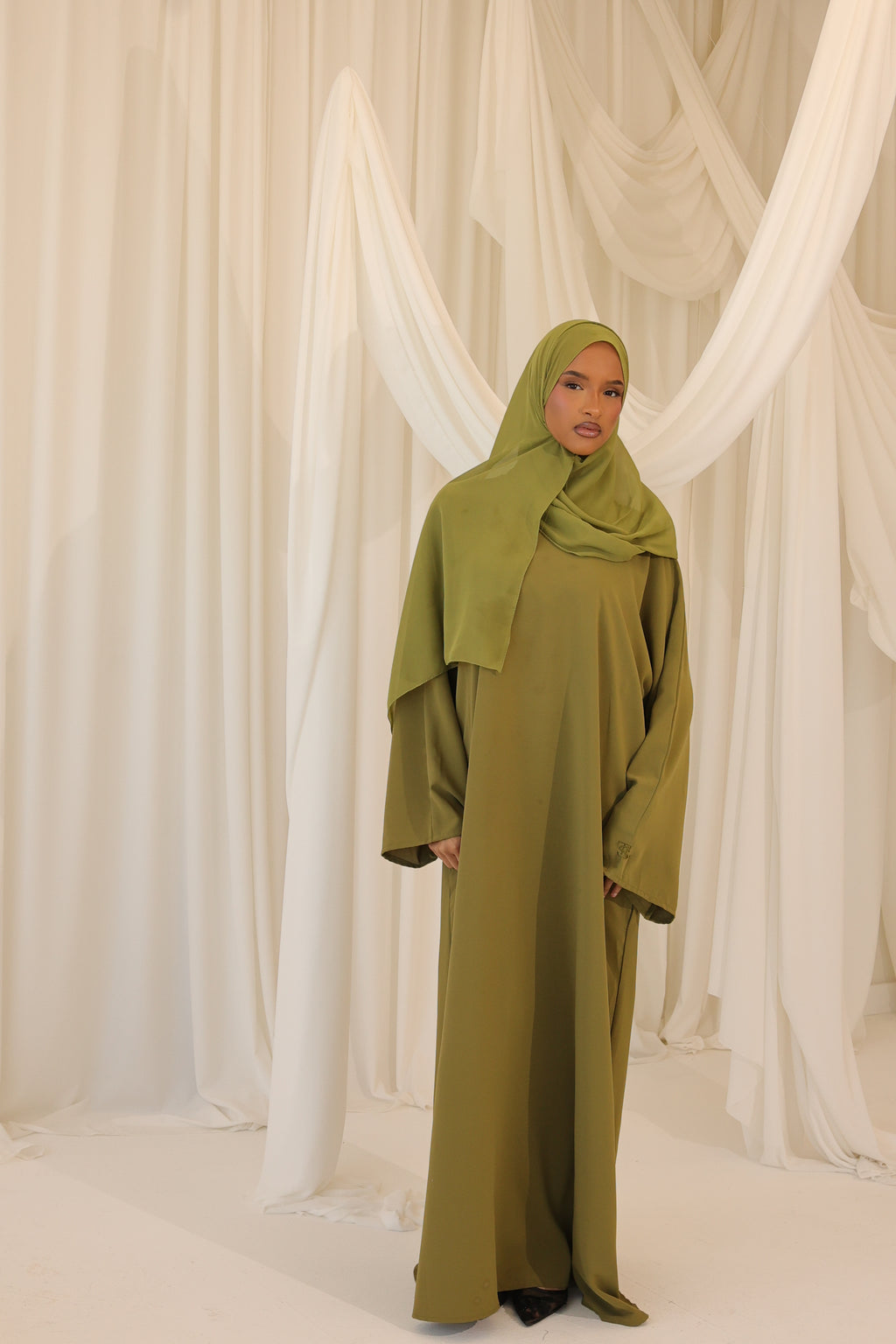 STL Basic Abaya