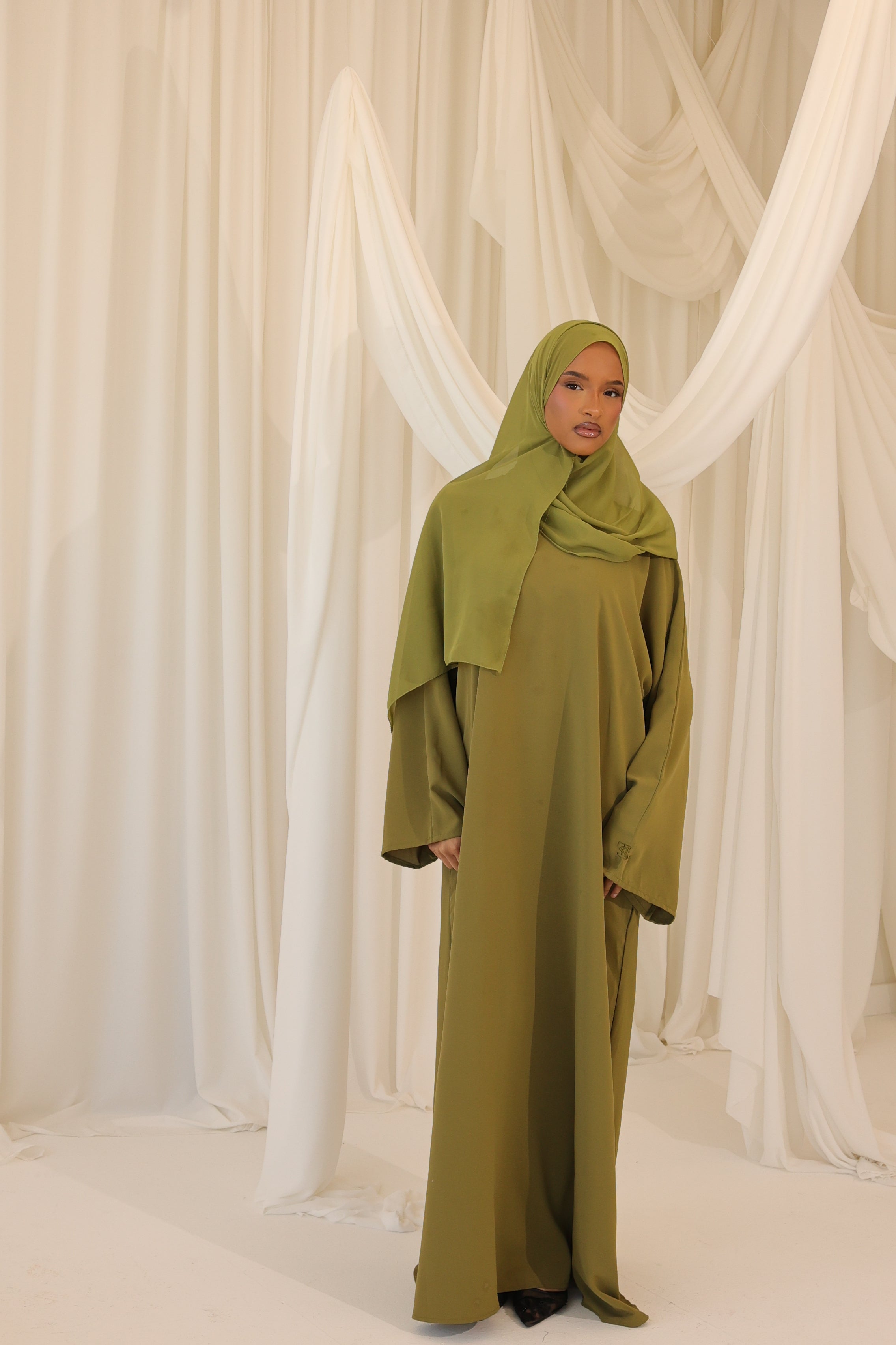 STL Basic Abaya