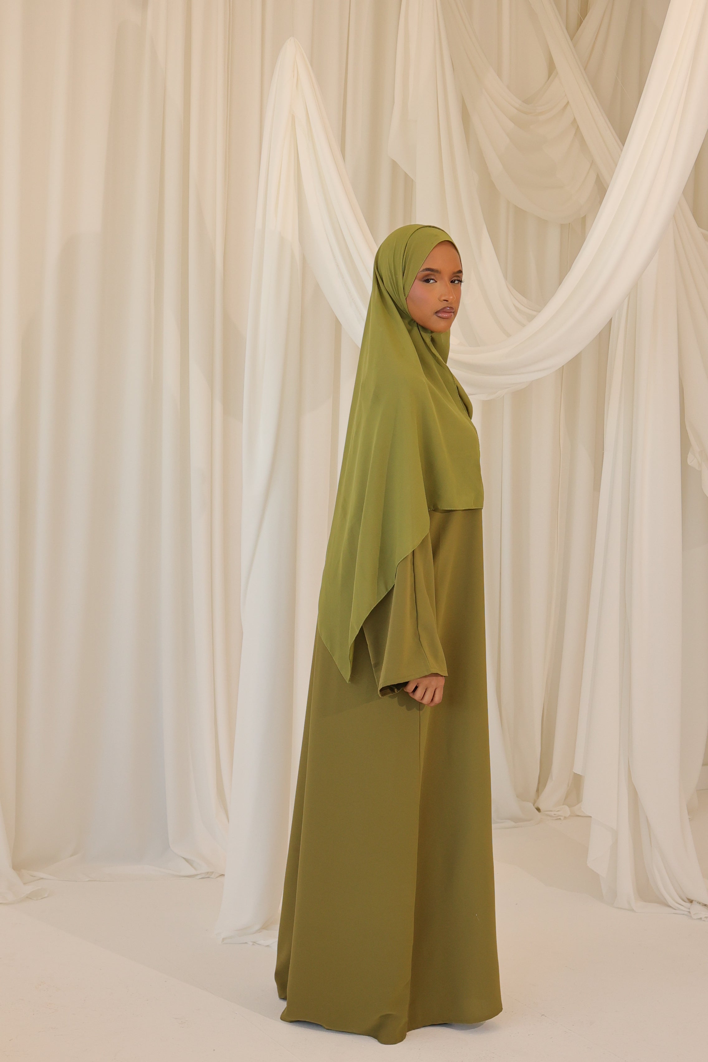 STL Basic Abaya